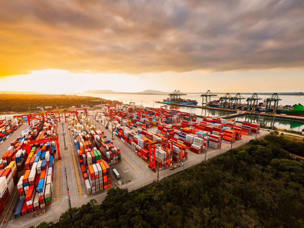 Porto Itapoá é o terminal portuário mais inovador do Sul