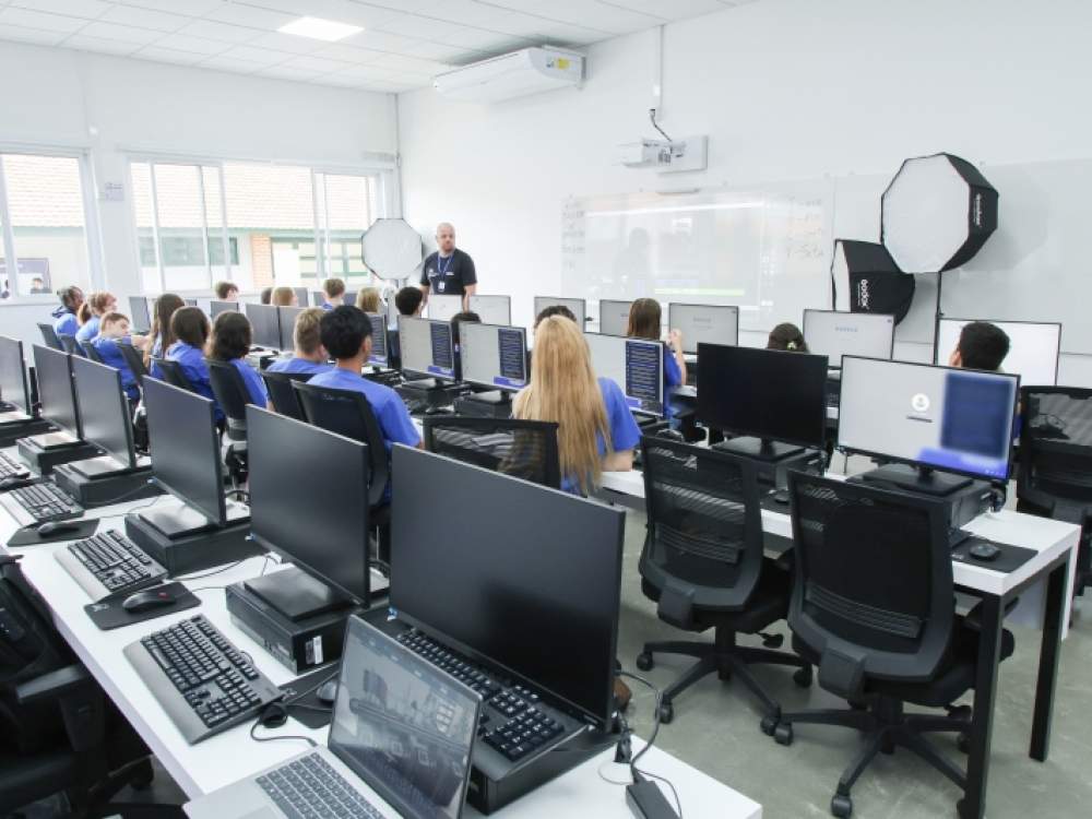 SENAI/SC está com 586 vagas para cursos técnicos gratuitos em nove cidades