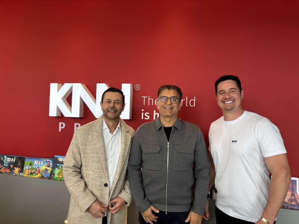 KNN Idiomas inaugura a primeira unidade de franquia premium do Brasil