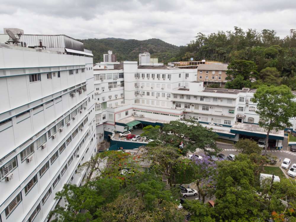 Rede hospitalar do SUS em SC avança com gestão integrada e associativismo