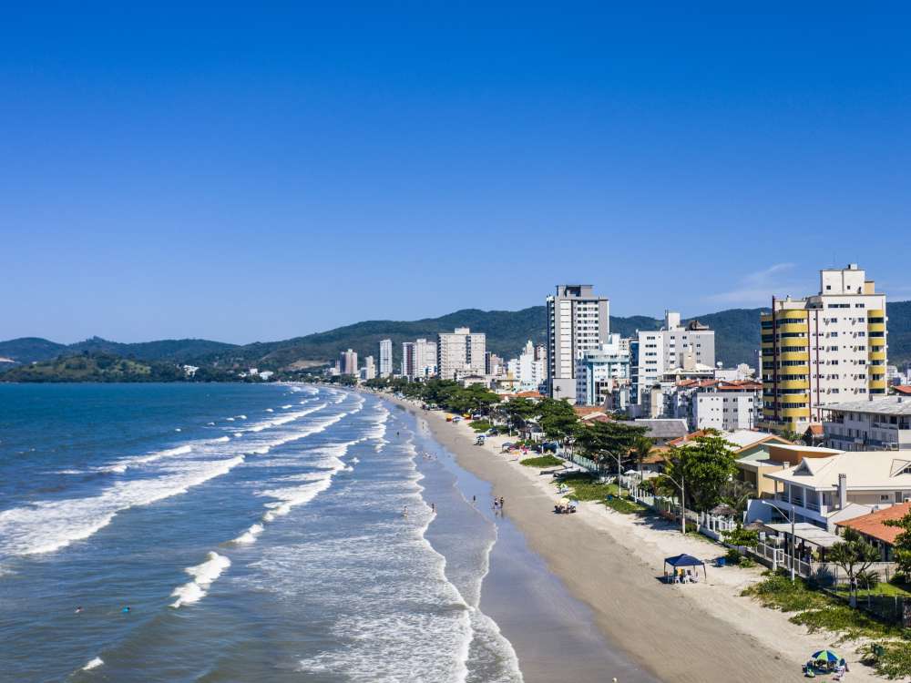 Porto Belo entra no Top 10 nacional em demanda por imóveis de médio e alto padrão 
