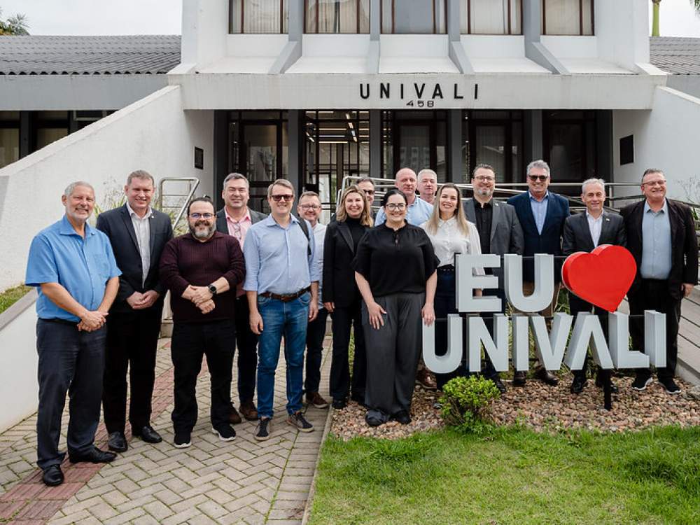 Univali e BRDE firmam acordo de cooperação para impulsionar a inovação e o acesso a programas de financiamento