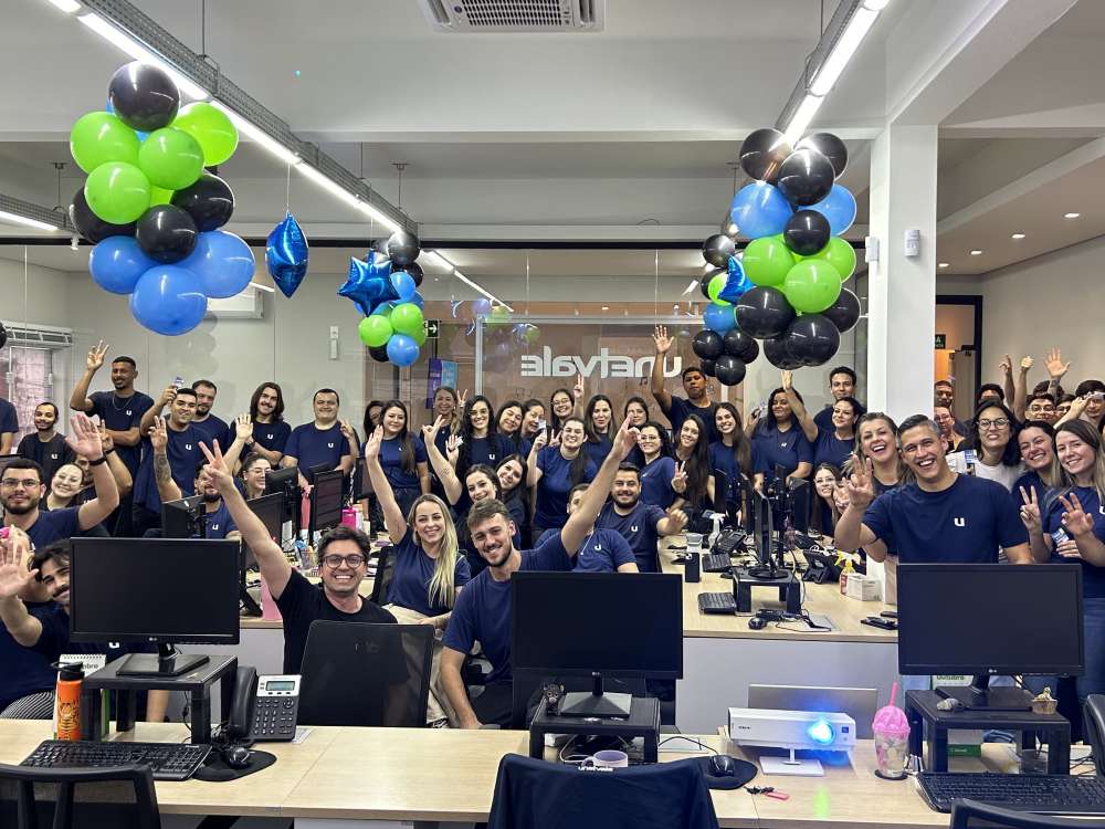 Feirão de empregos da Unetvale oferece 30 vagas com salários de até R$ 7 mil