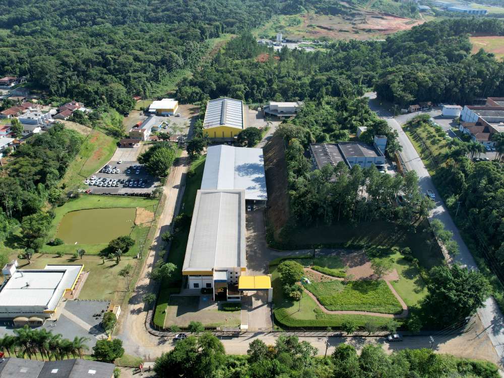 Selgron leva soluções em automação industrial para a Agro Vidas, na Bolívia
