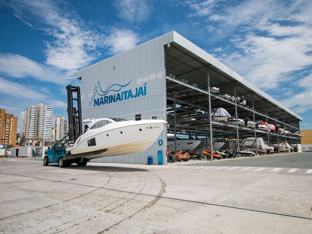 Marina Itajaí conquista pela quinta vez consecutiva a certificação internacional da Bandeira Azul