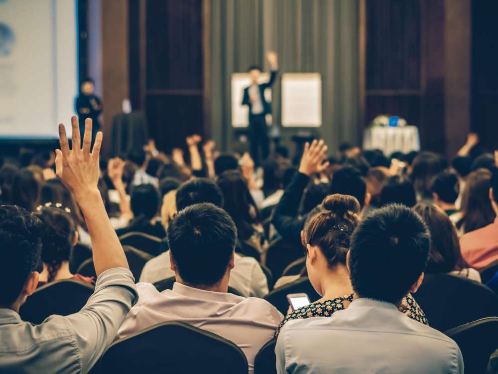 Executivos de marcas catarinenses palestram na Univali em evento da ADVB/SC