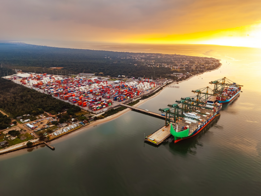 Porto Itapoá é o maior terminal de contêineres do Sul do Brasil, conforme ranking da ANTAQ