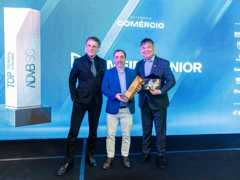Almeida Junior é premiada no Top de Marketing e Vendas ADVB/SC 2025