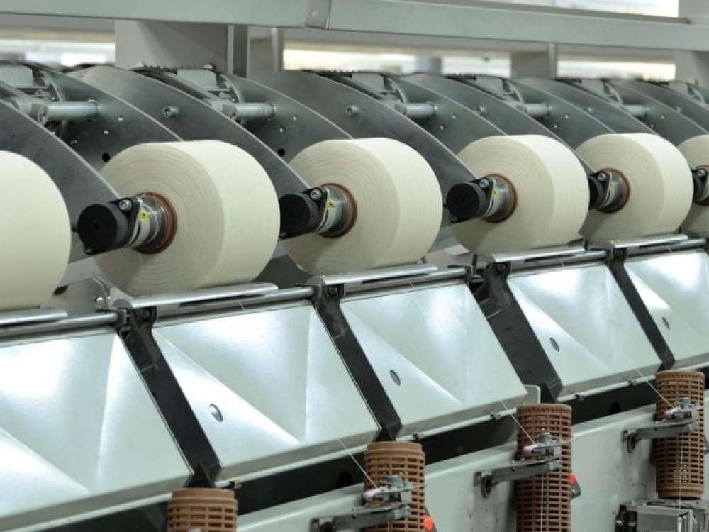 Indústria têxtil paga mais caro por fio que o país não produz