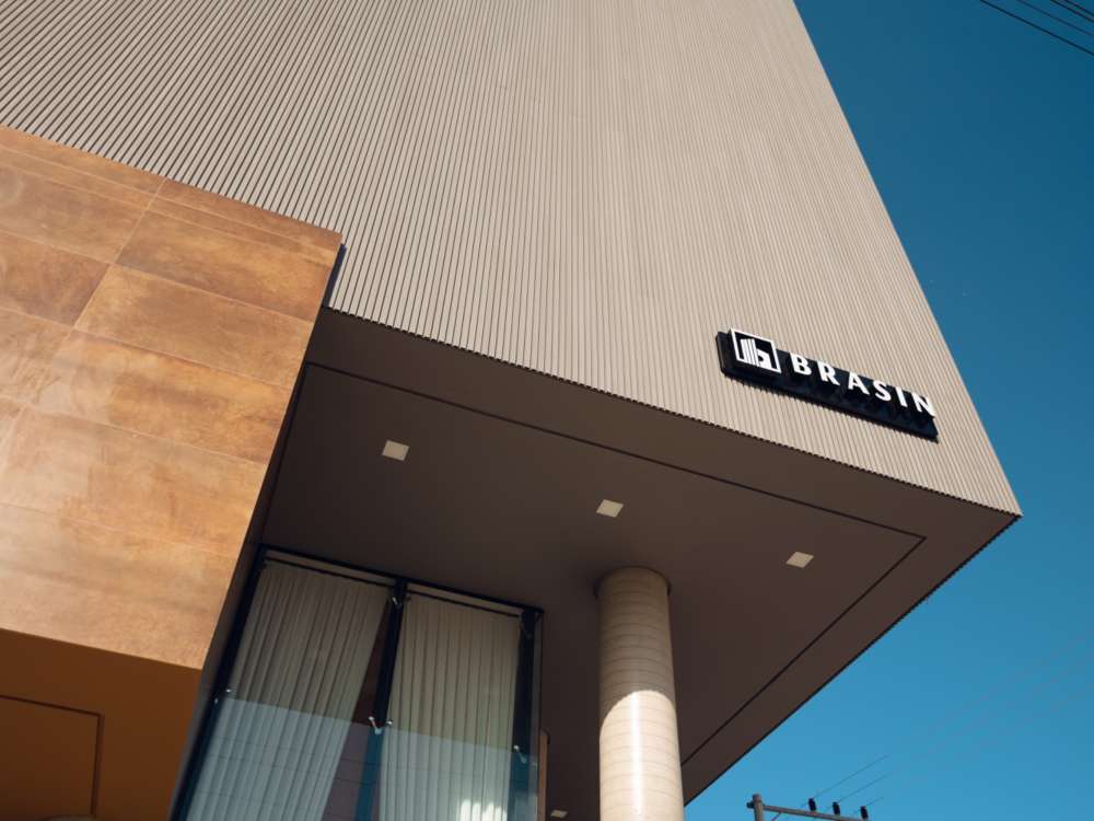 Brasin celebra nova fase da arquitetura em Porto Belo com o Mário Lago