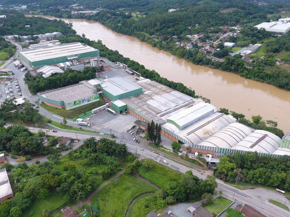 IPEL abre 50 vagas de emprego em Indaial com início imediato e turno de 4 horas