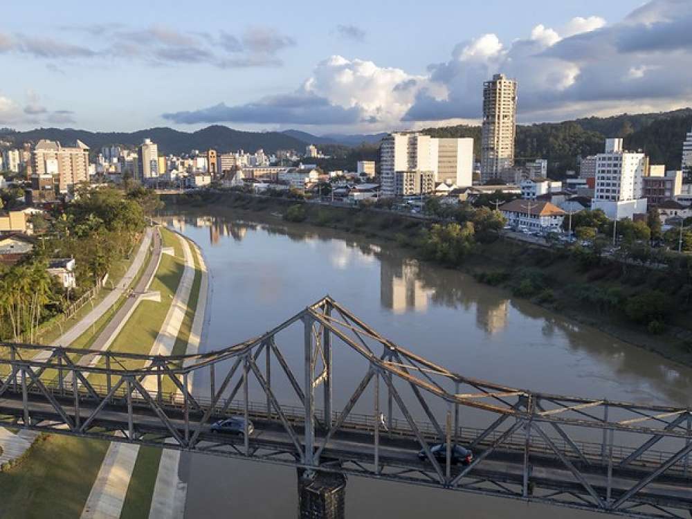 Blumenau ultrapassa marca de 5 mil novos empregos em 2025