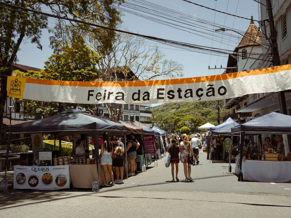 Feira da Estação reúne 45 feirantes na edição de encerramento de 2025