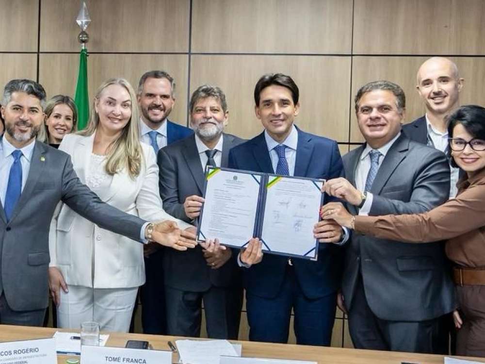 Aeroportos de Chapecó e Blumenau passam a integrar nova Carteira de Investimentos Público de projetos aeroportuários