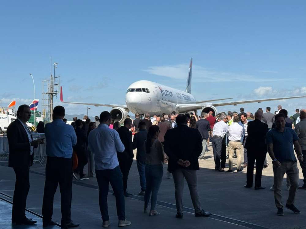 Aeroporto de Navegantes consolida novo marco logístico com inauguração oficial de operação cargueira internacional 