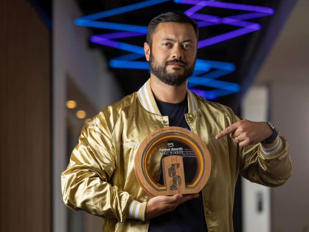 COO de empresa catarinense recebe reconhecimento global da Amazon Web Services