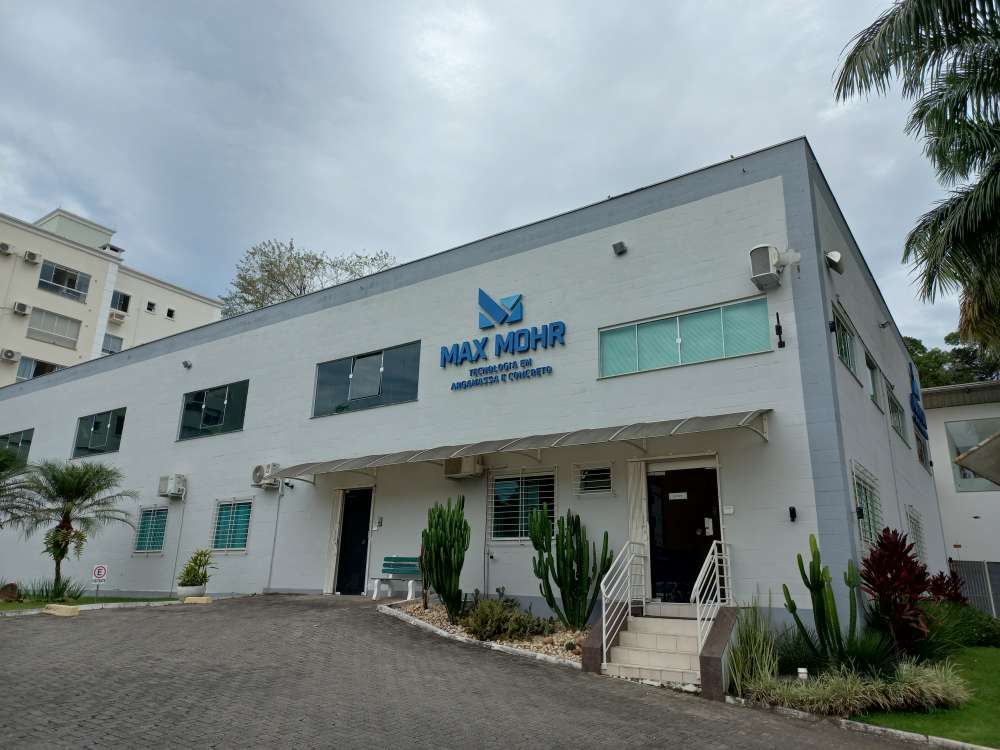 Max Mohr abre novas vagas de emprego e estágio em Santa Catarina