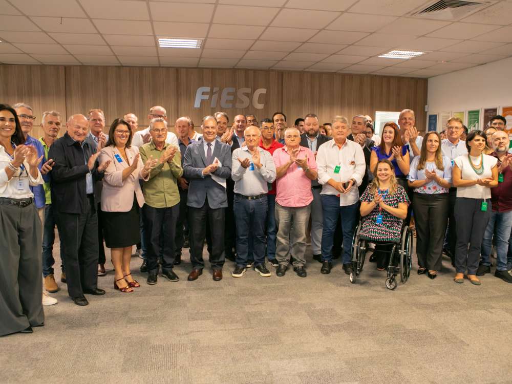 Trabalhadores e empregadores chegam a acordo sobre atualização do piso regional