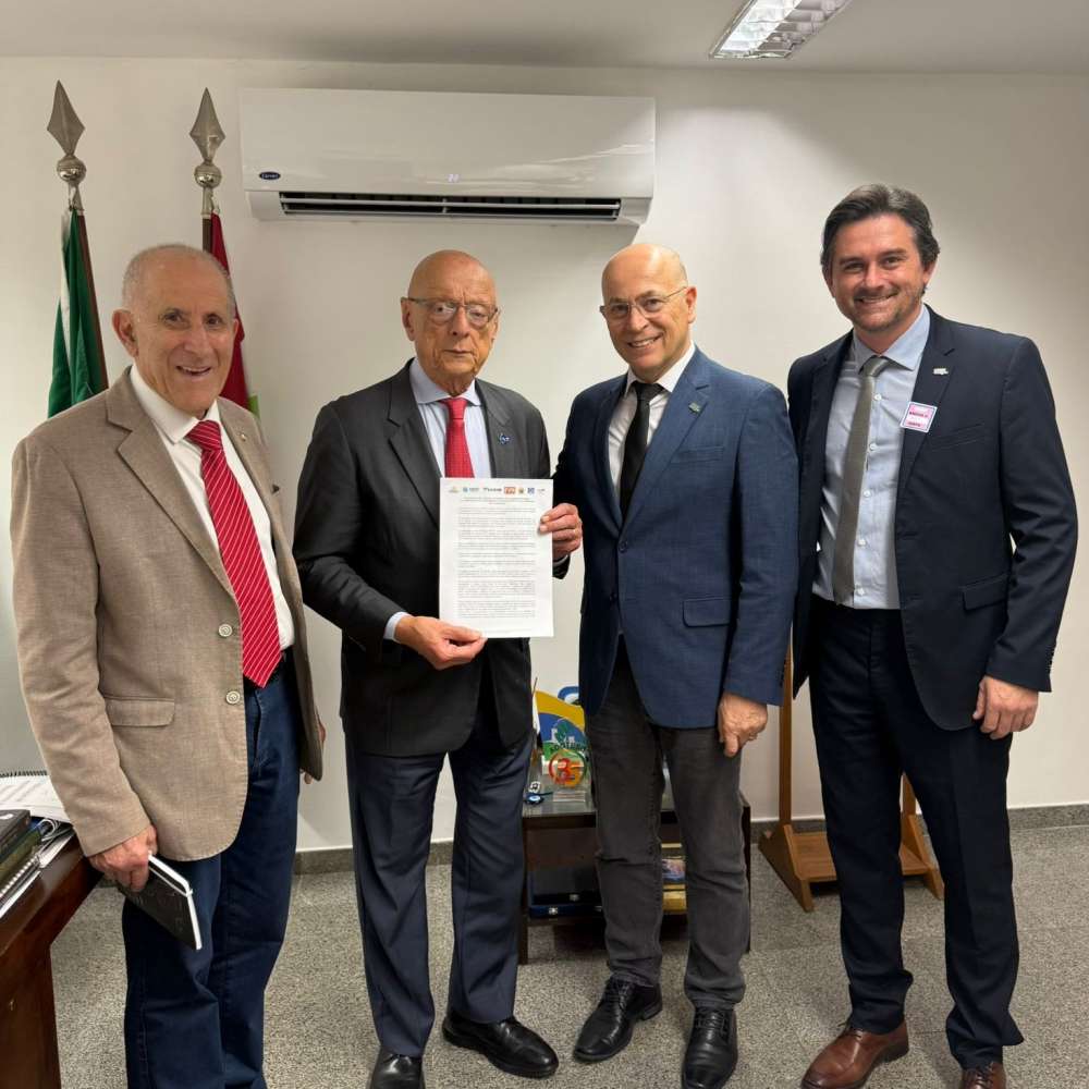 Entidades de SC entregam manifesto a parlamentares pedindo modernização responsável da jornada de trabalho