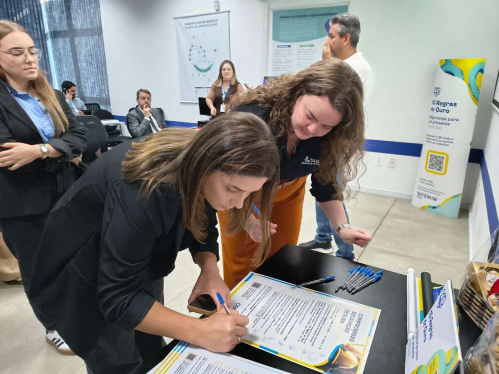 Empresas assinam carta de compromisso com a Aegea SC para atuar em obras de saneamento