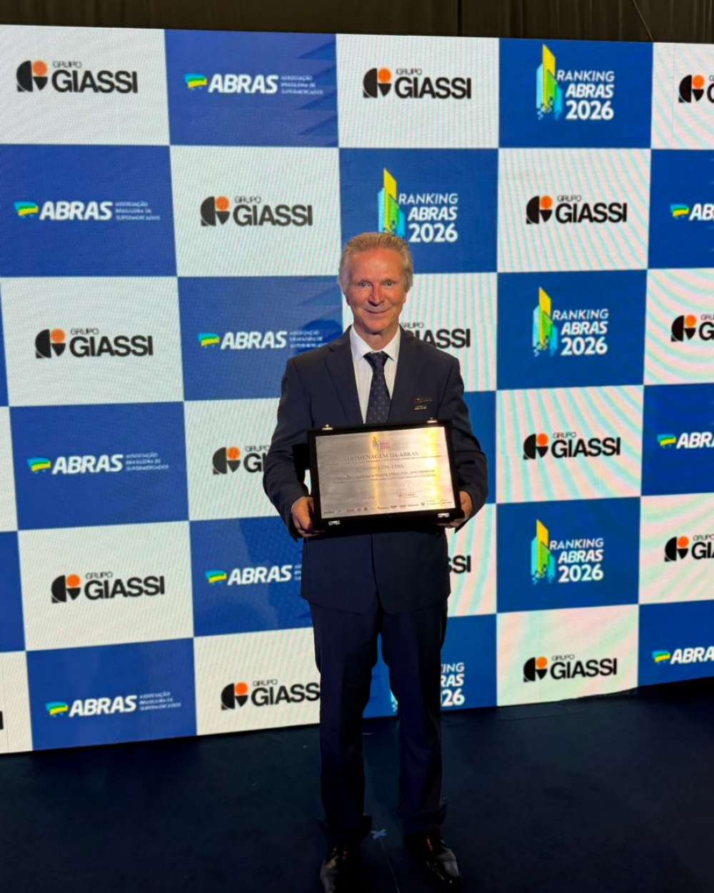 Com faturamento de R$ 4,49 bi, Giassi sobe no Ranking Abras 2026