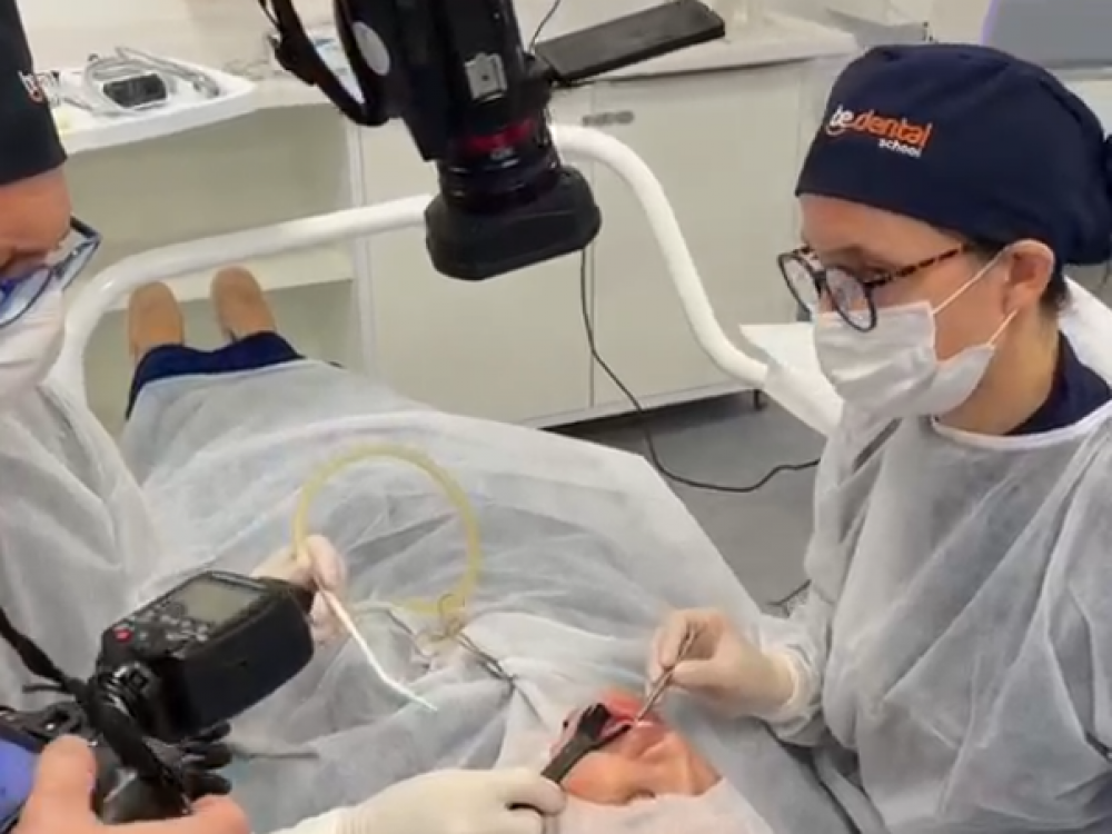 Univali Be Dental School realiza novo encontro de atualização clínica para docentes