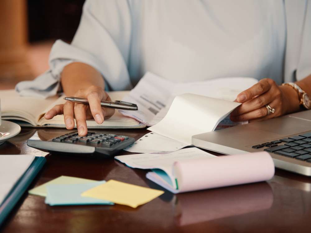 41% dos catarinenses adultos estão inadimplentes no Brasil, aponta Serasa