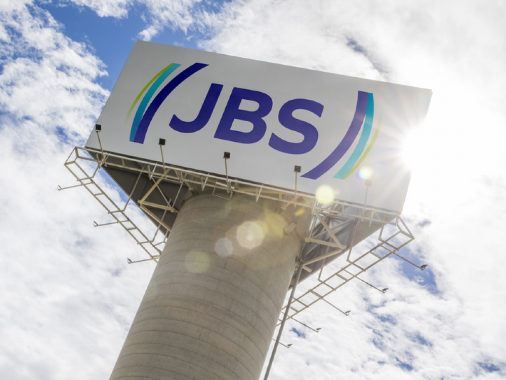 Com 25 fábricas em SC, JBS registra lucro de US$ 221 milhões no primeiro trimestre de 2026