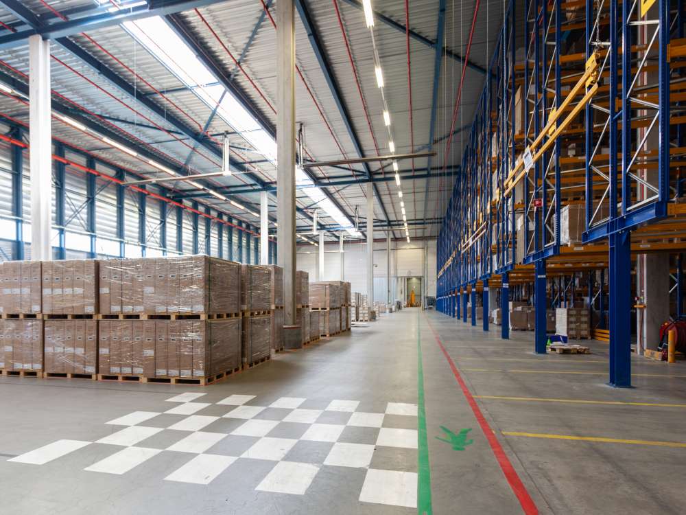 Com 5,8 milhões de m2 no Brasil, Mercado Livre e Shopee derrubam vacância de galpões logísticos