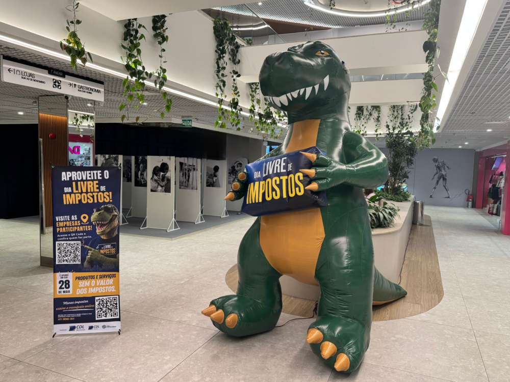 Dia Livre de Impostos mobiliza Blumenau com descontos e ações de conscientização