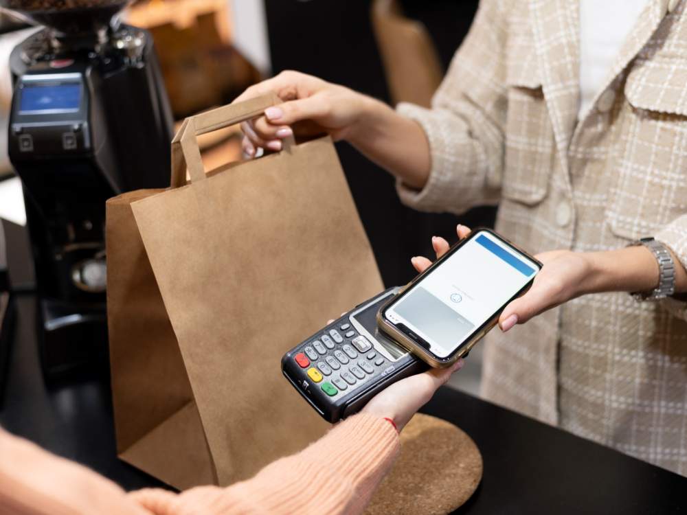Com varejo catarinense em alta, campanha reforça consumo no comércio local durante o período de férias