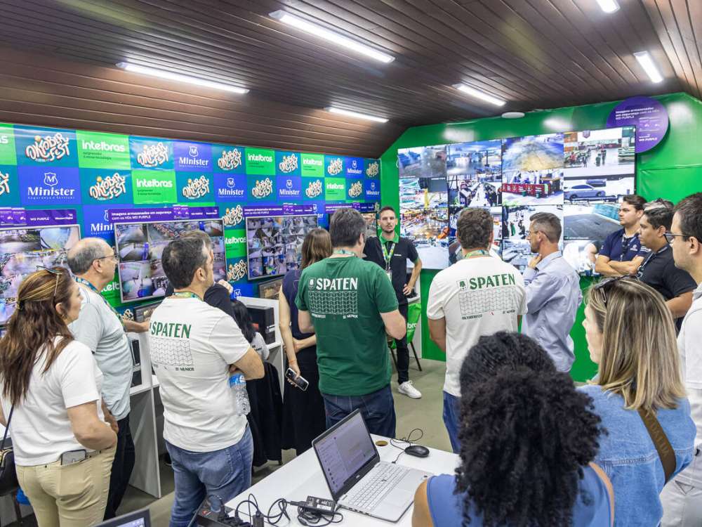 Os bastidores das maiores festas brasileiras ser�o revelados em Blumenau