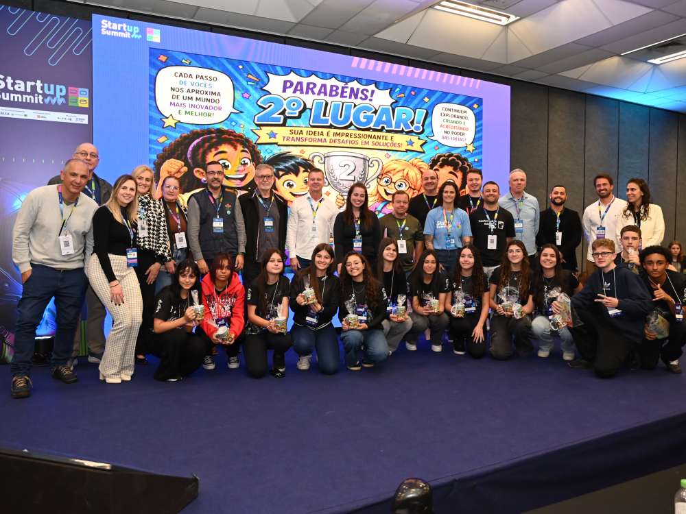 Vale do Itaja� apresenta cases de inova��o e potencial tecnol�gico da regi�o no Startup Summit 2026