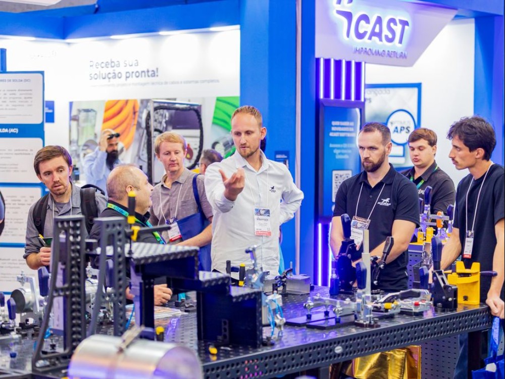 Interform estreia em Joinville com exposição de tecnologias para a indústria e programação técnica sobre Inteligência Artificial