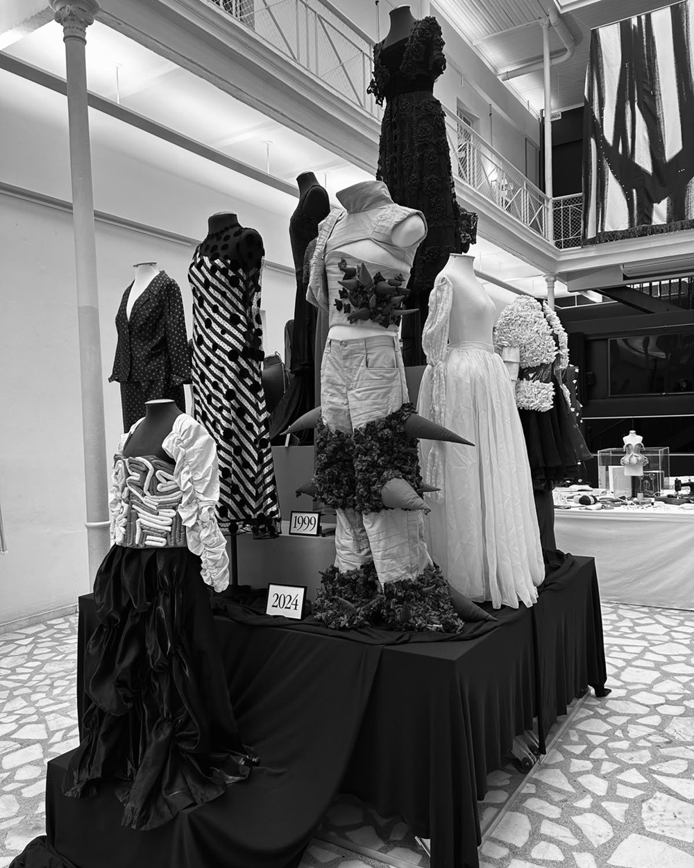 Exposição interativa comemora os 30 anos do curso de Moda da Udesc