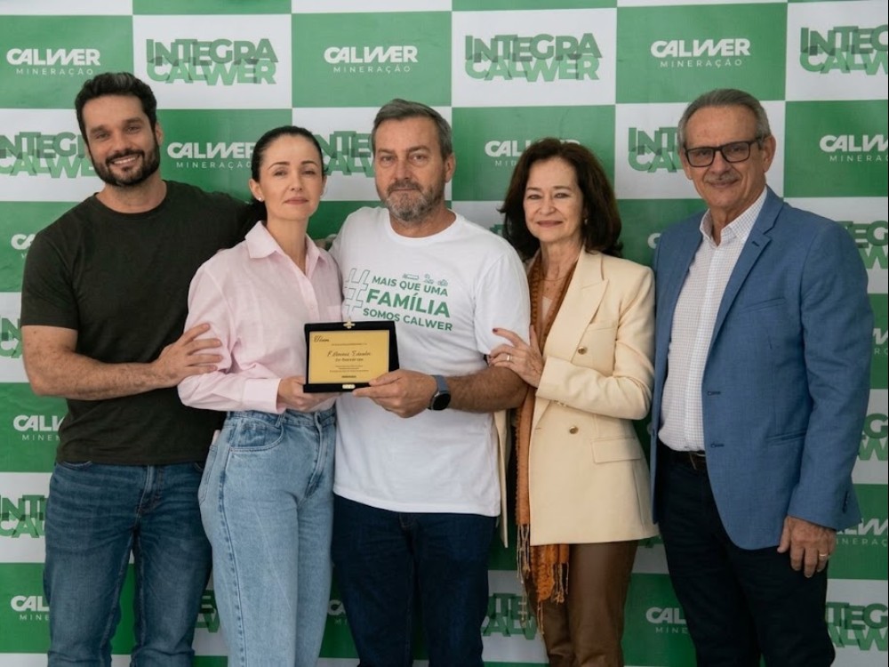 Calwer Mineração celebra 41 anos e homenageia colaboradores por tempo de empresa
