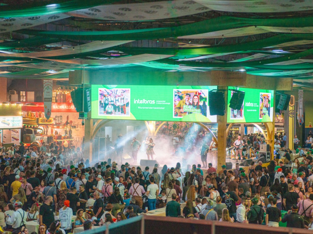 Intelbras amplia uso de inteligência artificial na Oktoberfest Blumenau 2026