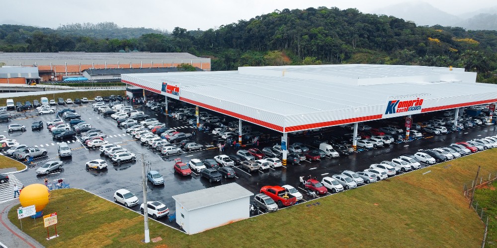 Grupo Koch e Karsten realizam feirão com 150 vagas de emprego em Blumenau